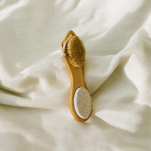 Load image into Gallery viewer, BAMBOO EXFOLIATING FOOT PEDICURE BRUSH TOOL
